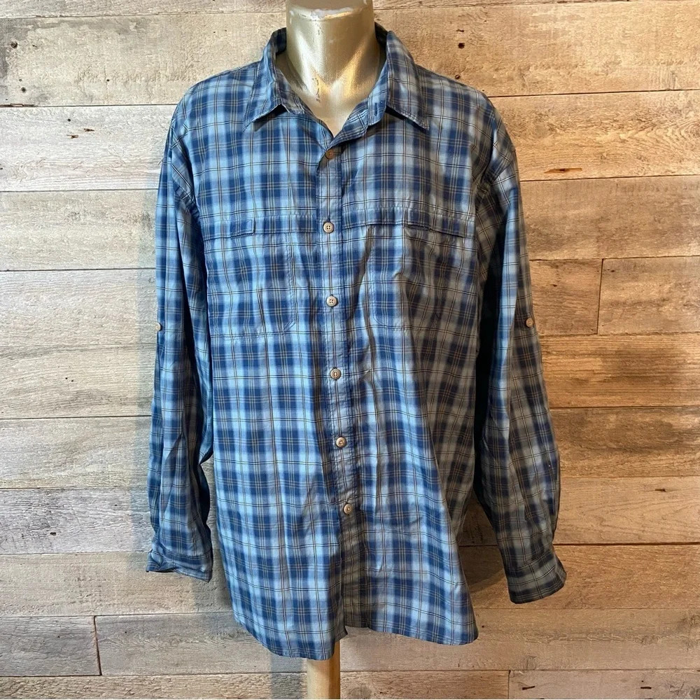 🛍️3/$30 Bass Men’s plaid button up shirt in size 2XL